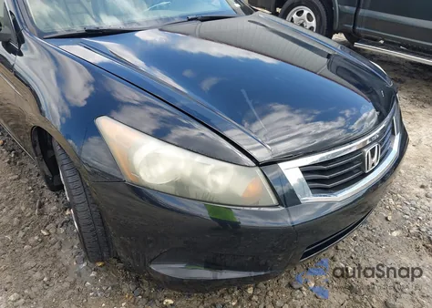 2010 Honda Accord 2.4 Ex-L z USA, uszkodzony, nr VIN 1HGCP2F86AA164965